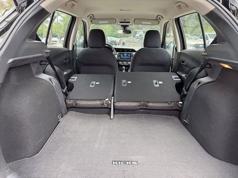 Used 2024 Nissan Kicks SV FWD image 18