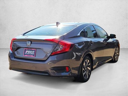 Used 2018 Honda Civic EX image 5