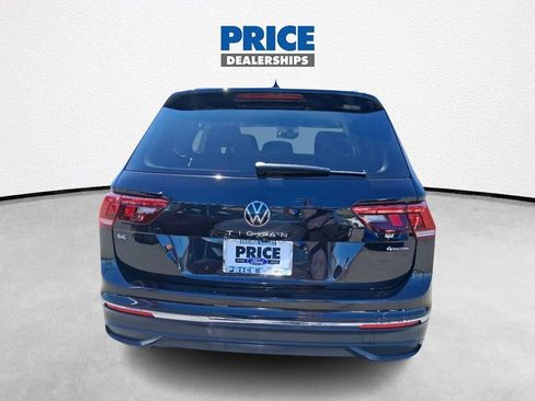 Used 2022 Volkswagen Tiguan SE image 4