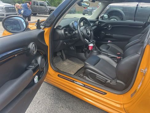 Used 2016 MINI Cooper S FWD image 5