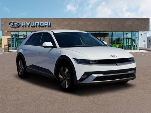New 2026 Hyundai Ioniq 5 SE RWD image 11