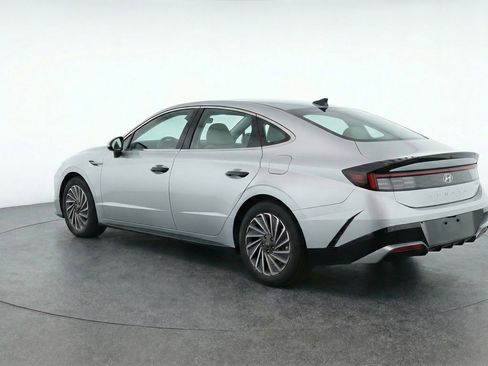 Used 2025 Hyundai Sonata SEL image 6