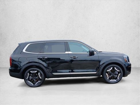 Used 2025 Kia Telluride S AWD/4WD image 4