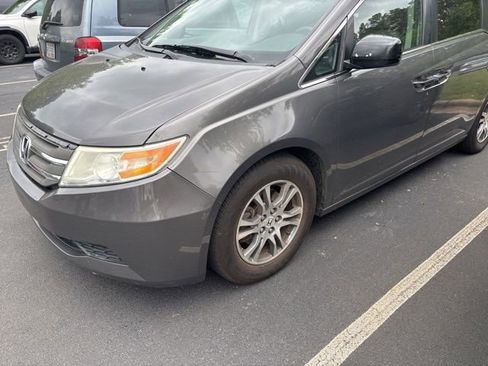 Used 2013 Honda Odyssey EX image 3