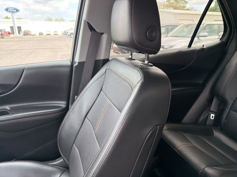 Used 2023 Chevrolet Equinox Premier AWD/4WD image 27