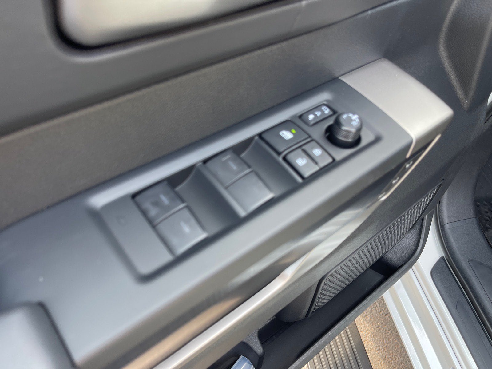 New 2026 Toyota Tundra Platinum AWD/4WD image 7