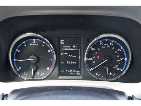 Used 2016 Toyota RAV4 XLE w/ Convenience Package FWD image 17