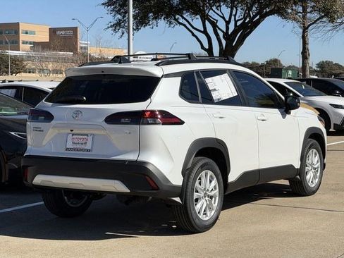New 2026 Toyota Corolla Cross LE FWD image 4