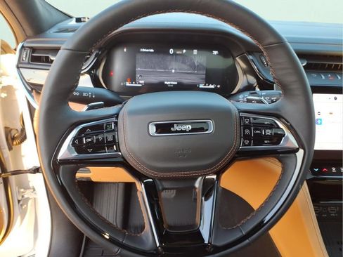 New 2026 Jeep Grand Cherokee L Summit AWD/4WD image 19