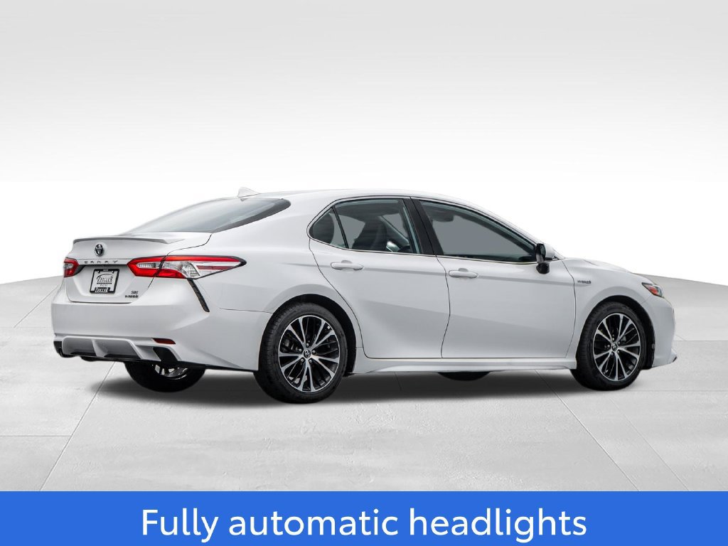 Used 2020 Toyota Camry SE FWD image 7