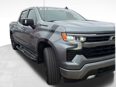 Used 2023 Chevrolet Silverado 1500 RST w/ Convenience Package II image 3