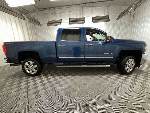 Used 2017 Chevrolet Silverado 2500 LTZ w/ Duramax Plus Package AWD/4WD image 21