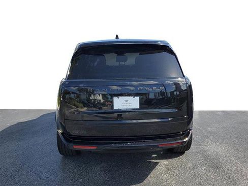 Used 2023 Land Rover Range Rover Long Wheelbase SE AWD/4WD image 4