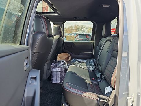 New 2026 Nissan Frontier PRO-4X w/ Pro Premium Package AWD/4WD image 6