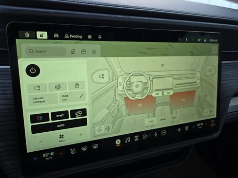 Used 2023 Rivian R1S Adventure image 28