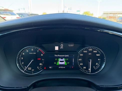 Used 2020 Cadillac XT5 Premium Luxury image 10