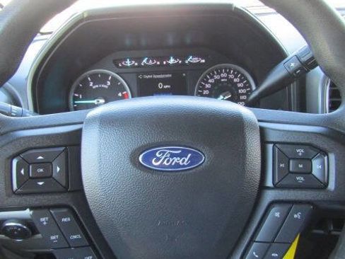 Used 2019 Ford F350 XLT image 9