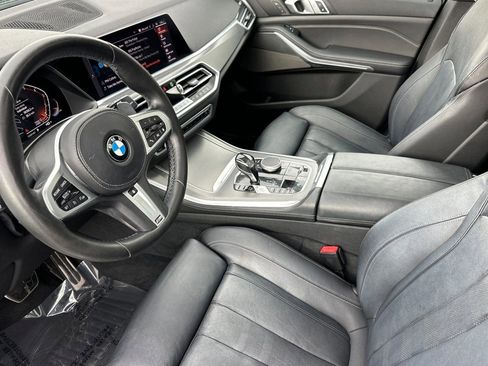 Used 2019 BMW X5 xDrive40i w/ M Sport Package image 4