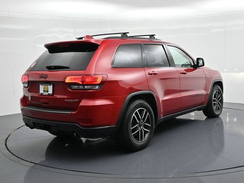 Used 2021 Jeep Grand Cherokee Trailhawk w/ Premium Lighting Group AWD/4WD image 6