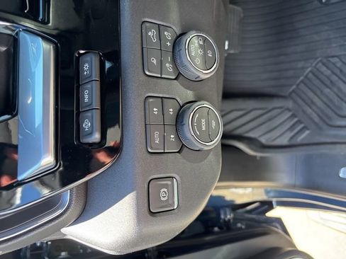 New 2026 Chevrolet Silverado 3500 High Country w/ High Country Premium Package AWD/4WD image 23