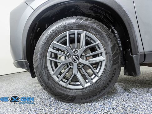 Used 2023 Nissan Rogue S AWD/4WD image 48
