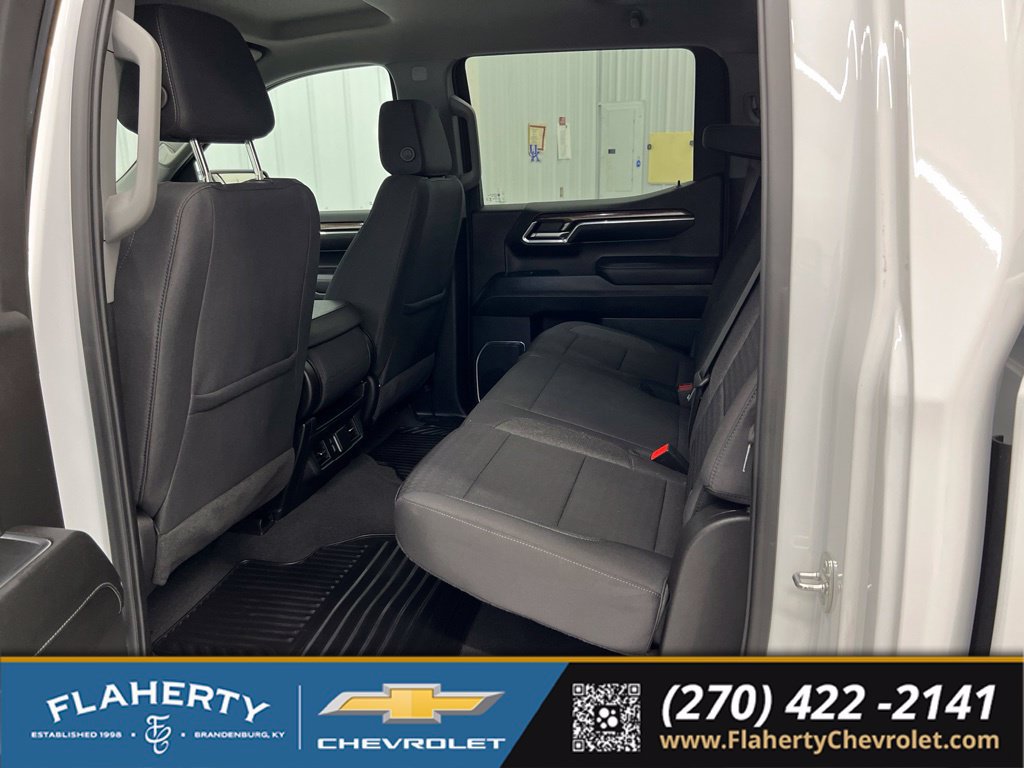 Used 2024 Chevrolet Silverado 1500 LT AWD/4WD image 11