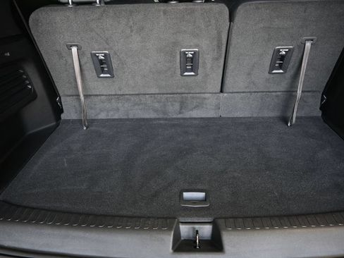 Used 2024 GMC Acadia AT4 w/ Luxury Package AWD/4WD image 20
