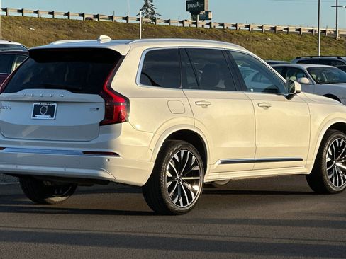 New 2026 Volvo XC90 B5 Plus w/ Protection Package AWD/4WD image 3