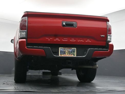Used 2023 Toyota Tacoma TRD Sport AWD/4WD image 22