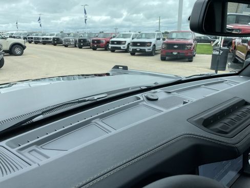 New 2025 Ford Bronco Badlands image 53