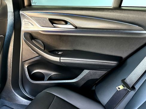 Certified 2025 BMW X4 xDrive30i w/ Premium Package image 21