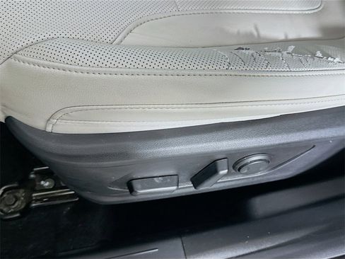 Used 2023 Hyundai Tucson SEL w/ Convenience Package image 9