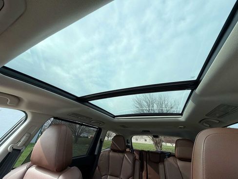 Used 2020 Subaru Ascent Touring image 16