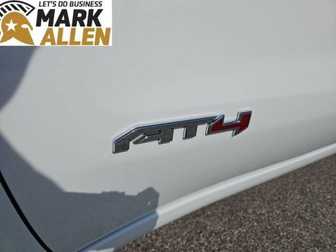 Used 2025 GMC Sierra 1500 AT4 AWD/4WD image 32