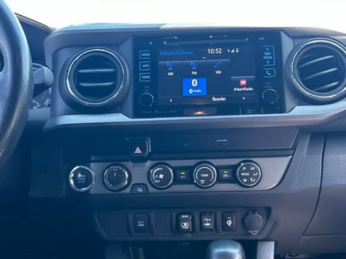 Used 2019 Toyota Tacoma TRD Sport AWD/4WD image 48