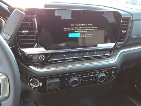 New 2026 Chevrolet Silverado 1500 LT image 18