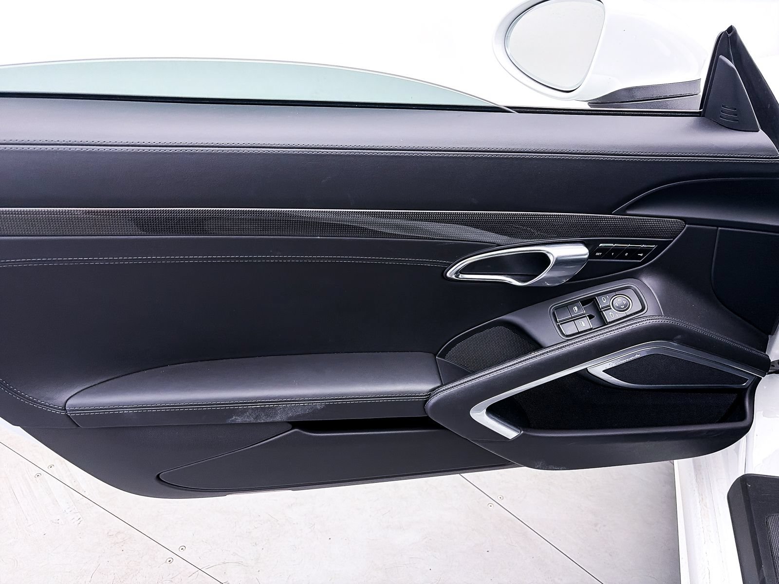 Used 2023 Porsche 718 Cayman w/ Exterior Package Painted RWD image 18