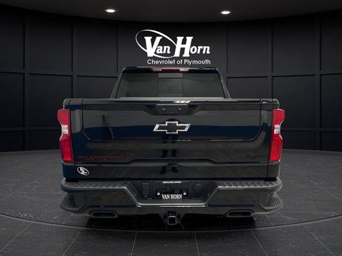 Used 2025 Chevrolet Silverado 1500 RST w/ Redline Edition AWD/4WD image 9