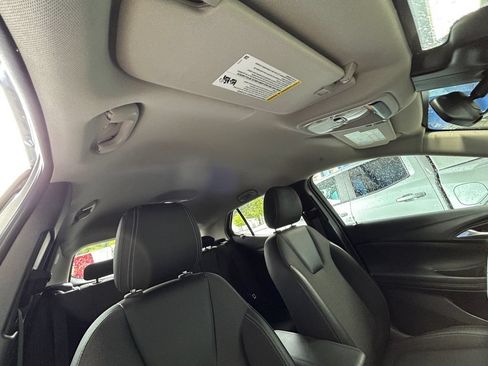 Used 2025 Buick Encore GX Preferred FWD image 27