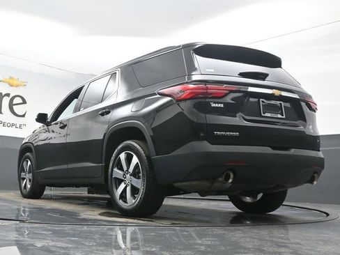 Used 2023 Chevrolet Traverse LT w/ LT Premium Package image 5