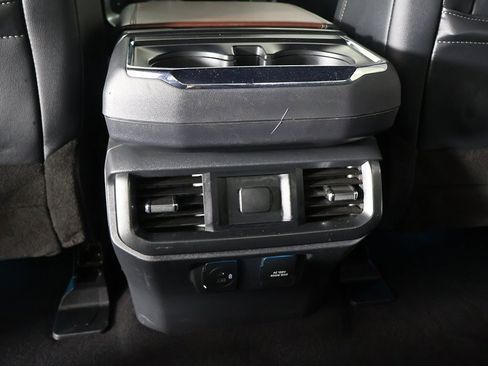 Used 2023 Ford F150 Lariat image 47