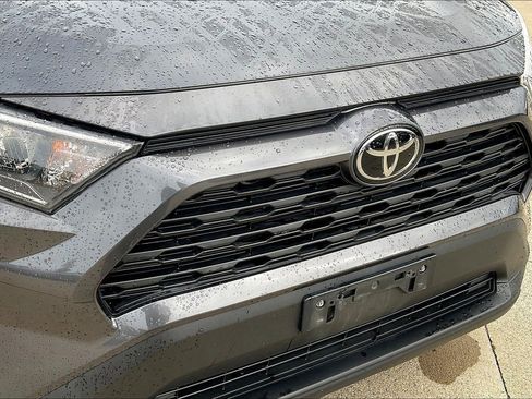Used 2019 Toyota RAV4 XLE image 32
