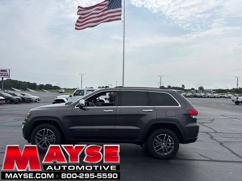 Used 2017 Jeep Grand Cherokee Limited w/ Luxury Group II AWD/4WD image 1