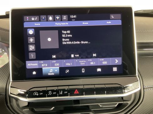 New 2026 Jeep Compass Latitude image 11