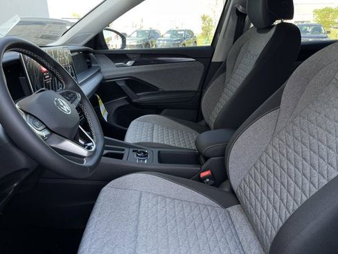 New 2025 Volkswagen Tiguan S image 14