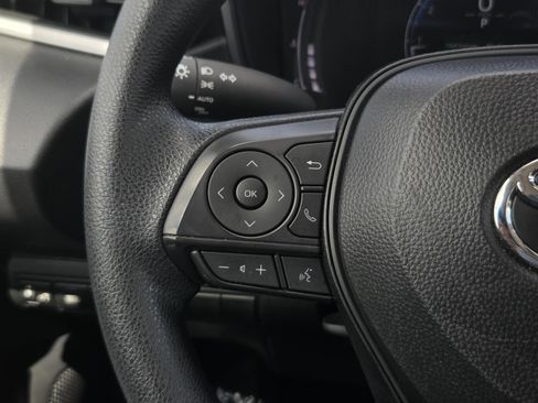 Used 2026 Toyota Corolla LE FWD image 14