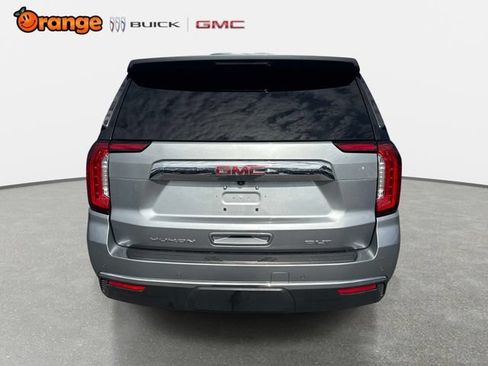 Used 2024 GMC Yukon SLT w/ SLT Premium Package AWD/4WD image 4