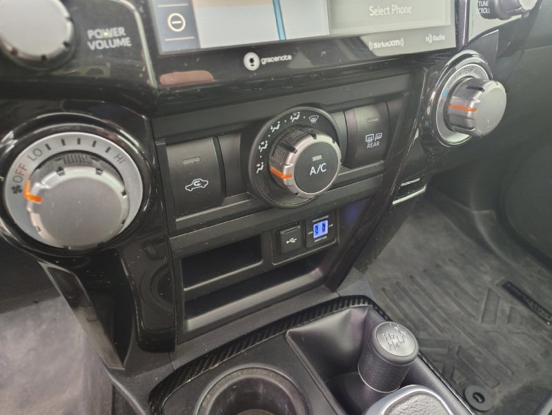 Used 2022 Toyota 4Runner TRD Off-Road Premium w/ Moonroof Package AWD/4WD image 16