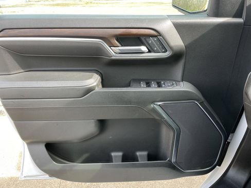 Used 2025 GMC Sierra 1500 SLT image 35