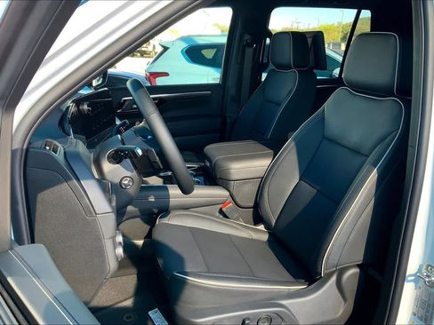 New 2026 Chevrolet Tahoe Premier RWD image 9
